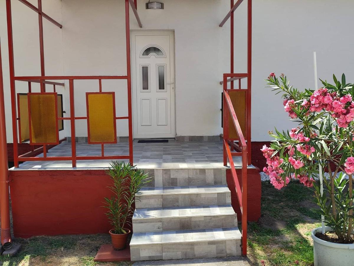 ホテル Rakos-Patak Family House ブダペスト エクステリア 写真